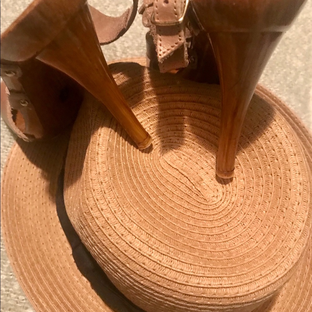 Charles David made in 🇮🇹 Italy straps stiletto - Picture 10 of 12